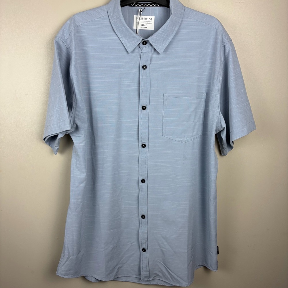 Depart West Men's Light Blue Short Sleeve Button-Down Shirt